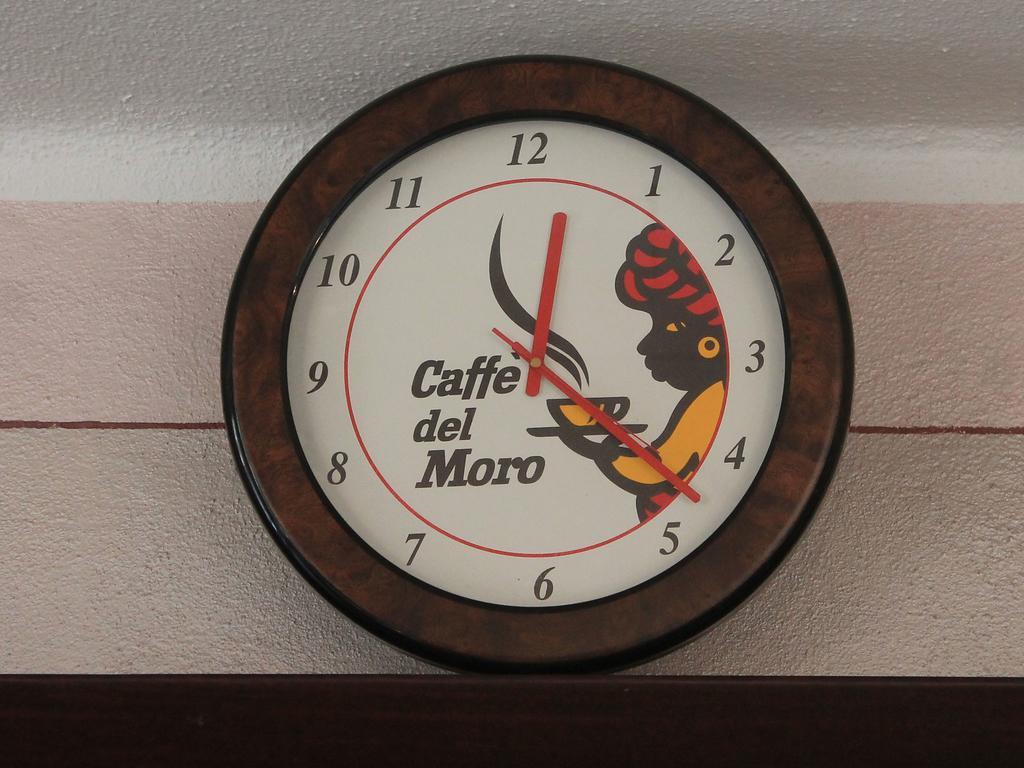 Отель Antico Caffe' Del Moro Бонассола Экстерьер фото