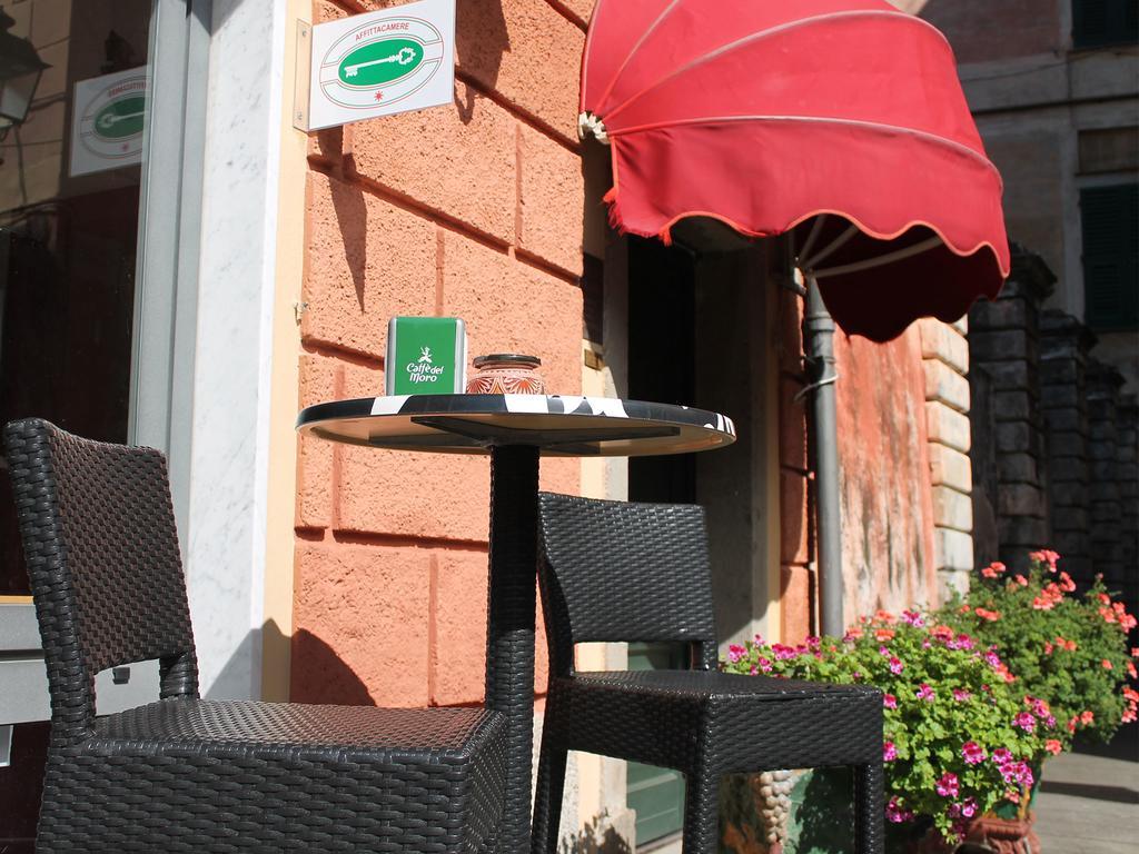Отель Antico Caffe' Del Moro Бонассола Экстерьер фото