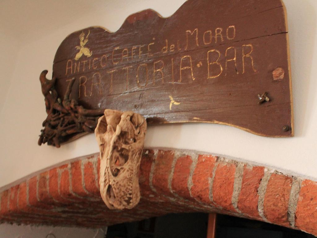 Отель Antico Caffe' Del Moro Бонассола Экстерьер фото